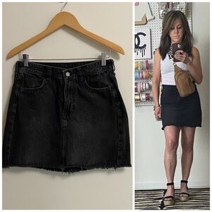 H&M Black Raw-Hem Denim Mini Skirt